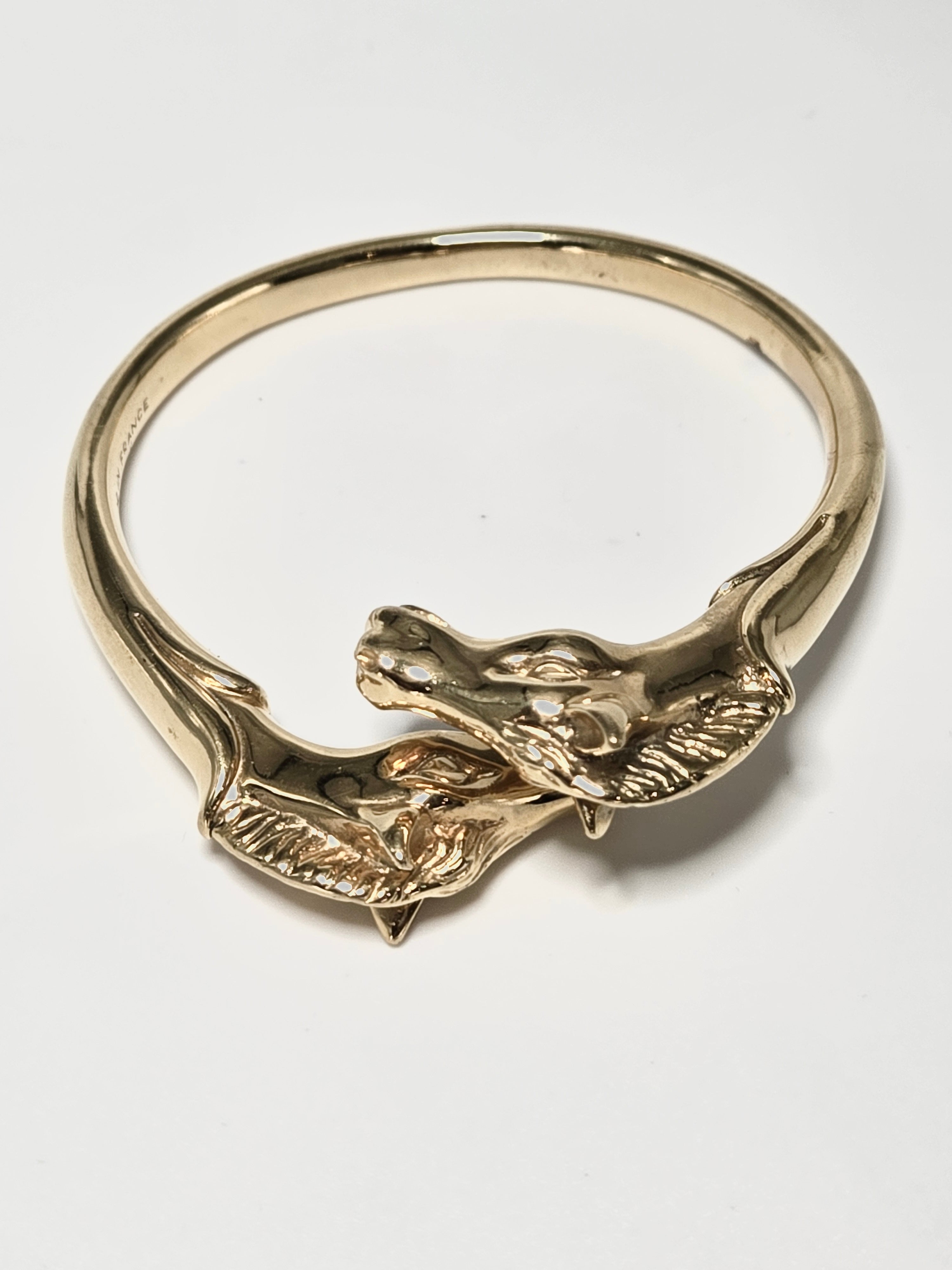 Bracelet jonc Galop Hermès plaqué or à têtes de chevaux – orfèvre Ravinet d’Enfert