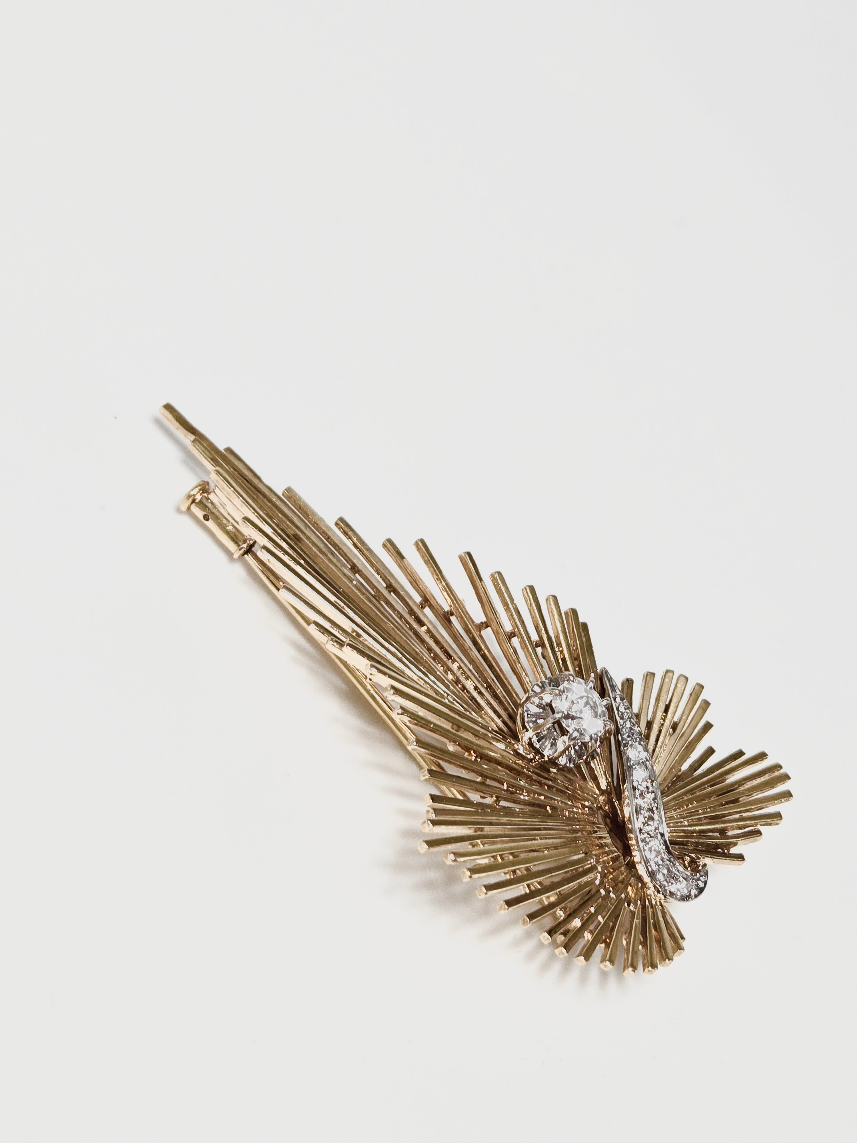 Broche or jaune années 50 – étoile filante diamants anciens