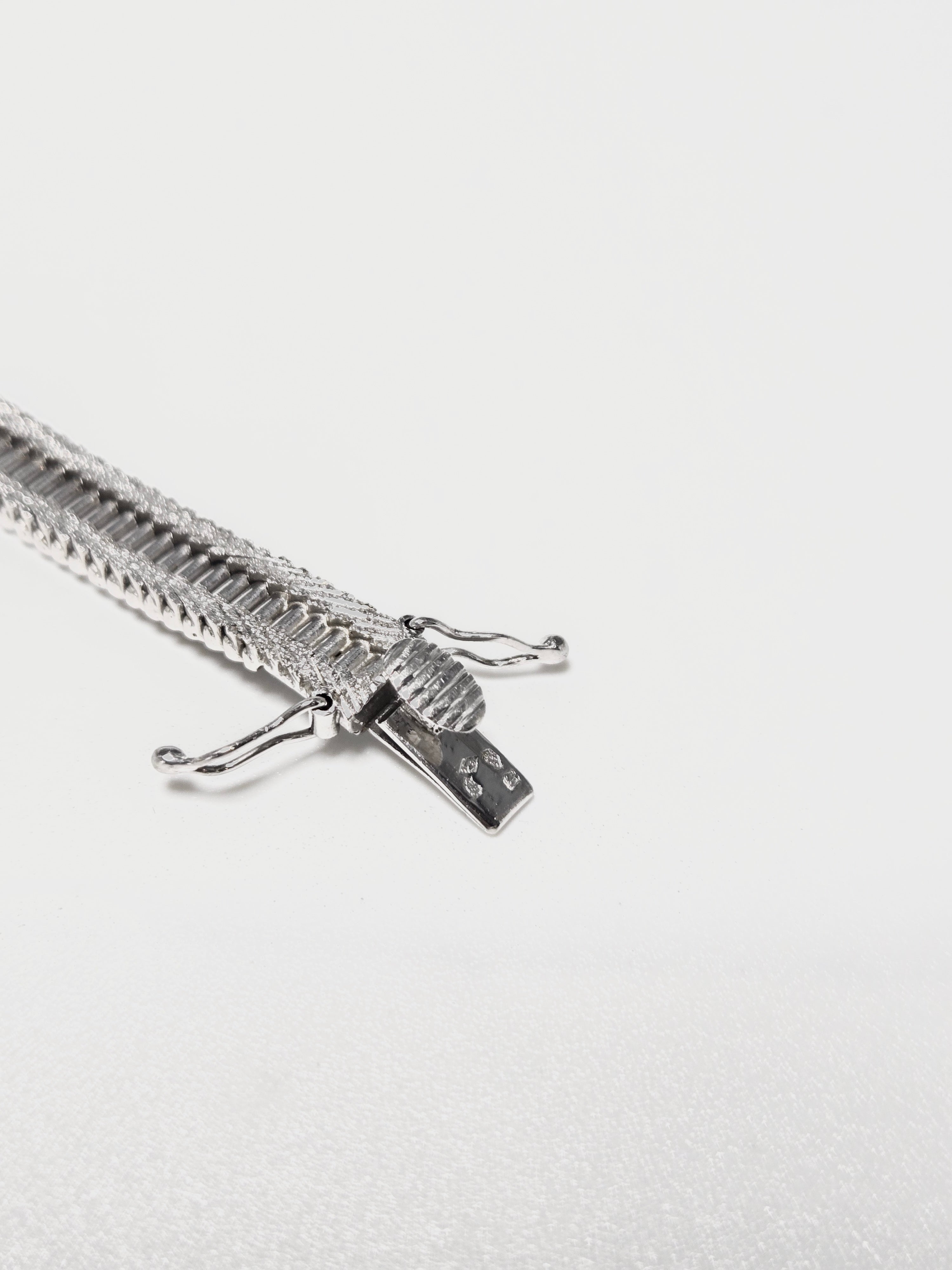 Bracelet en or blanc 750 millièmes et diamants