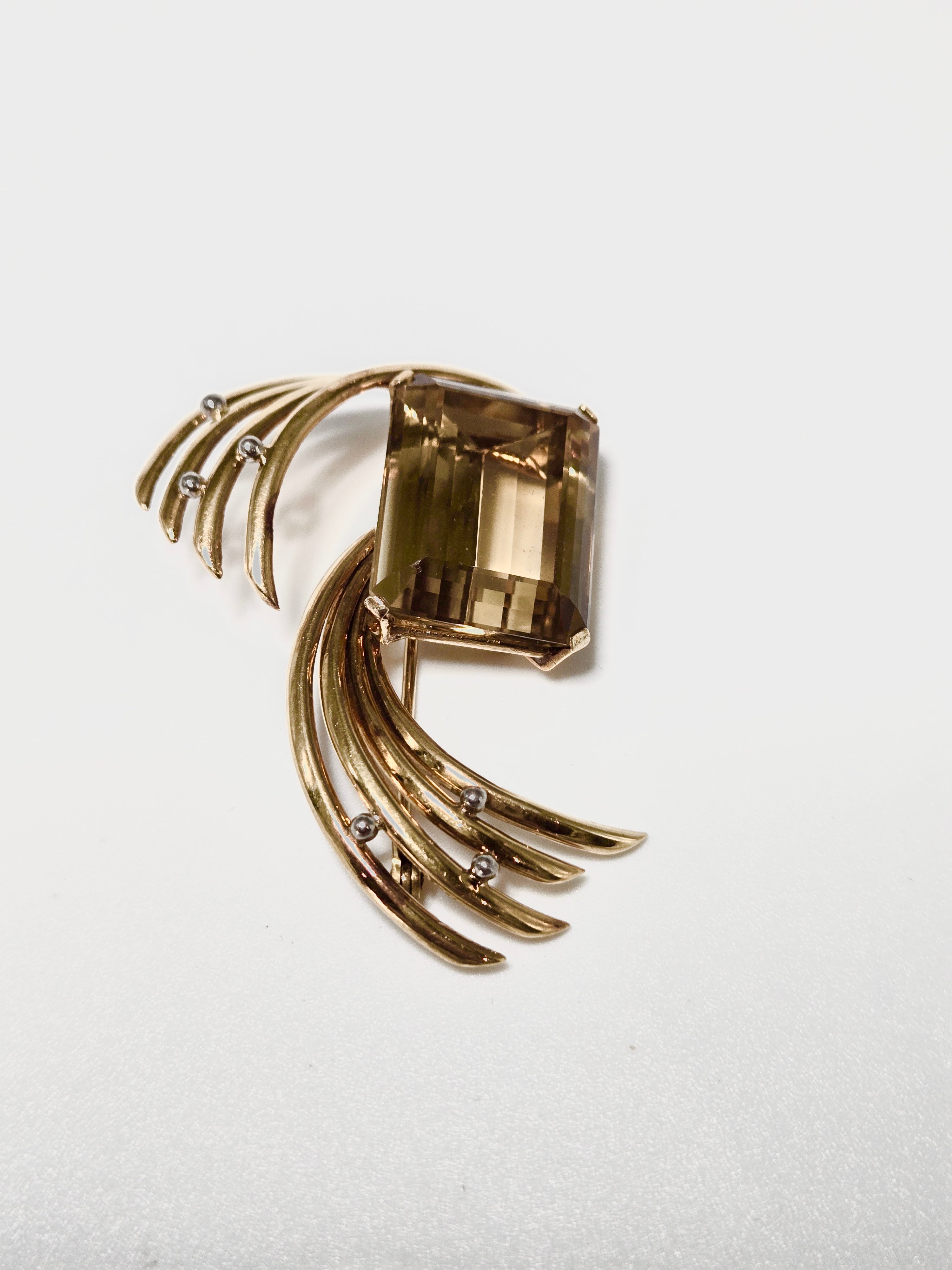Broche vintage en or jaune 750 millièmes et quartz fumé – 1950