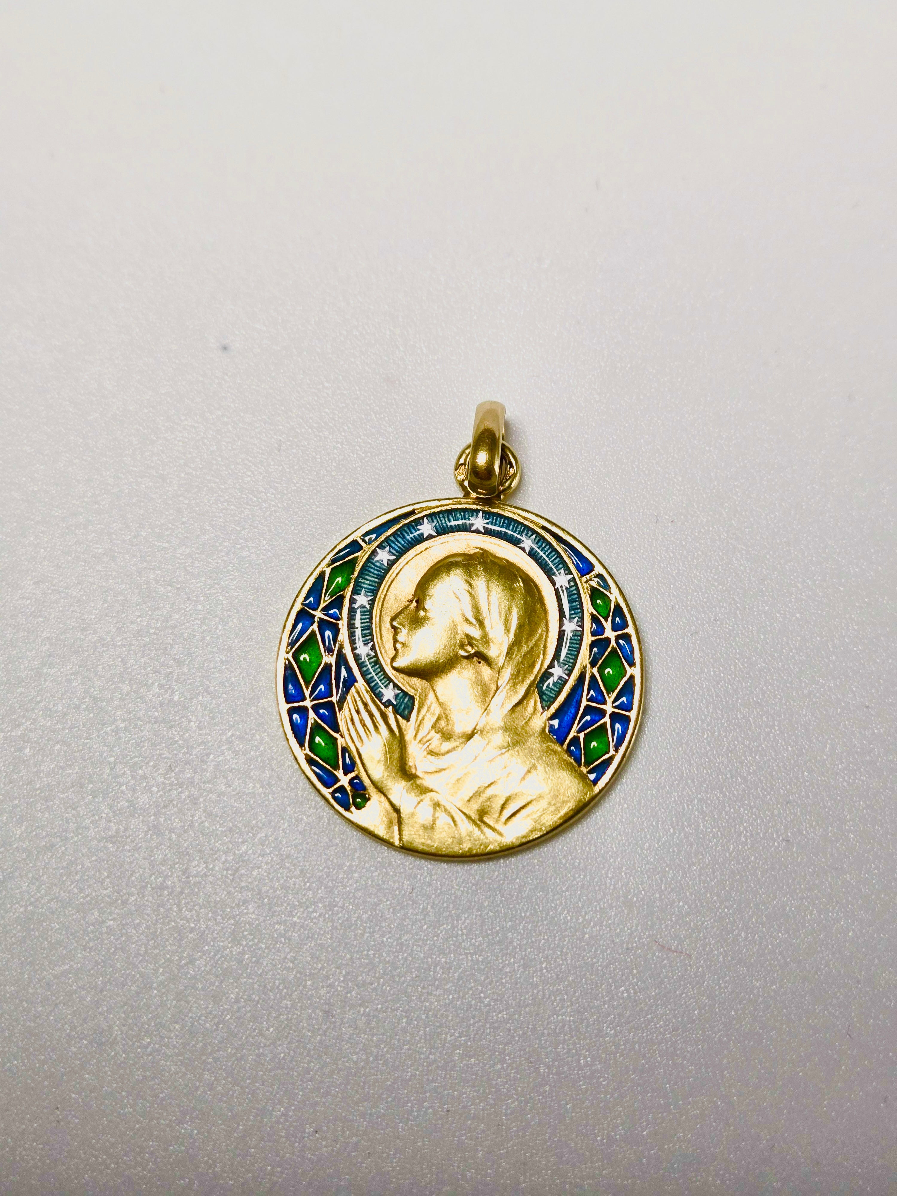 Médaille ancienne Vierge en or jaune 750 et émail plique-à-jour