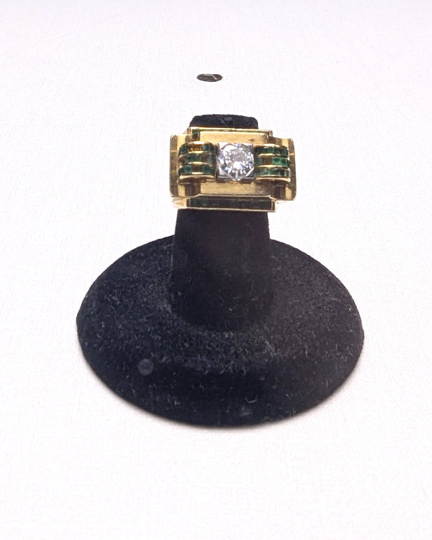 Bague tank ancienne or jaune 18k avec diamant 0,75 ct et émeraudes calibrées