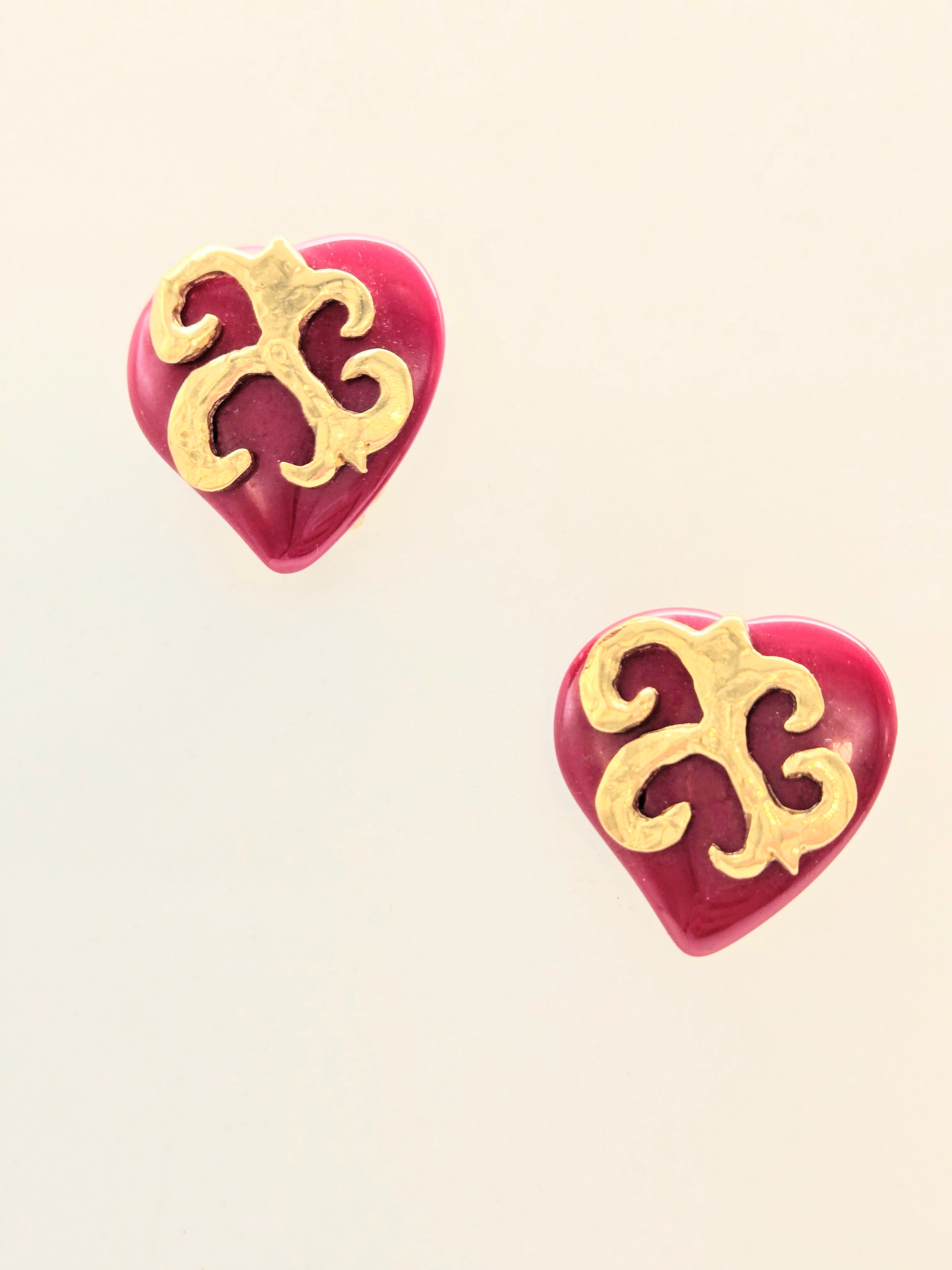 Boucles d’oreilles YSL clips cœur rouge