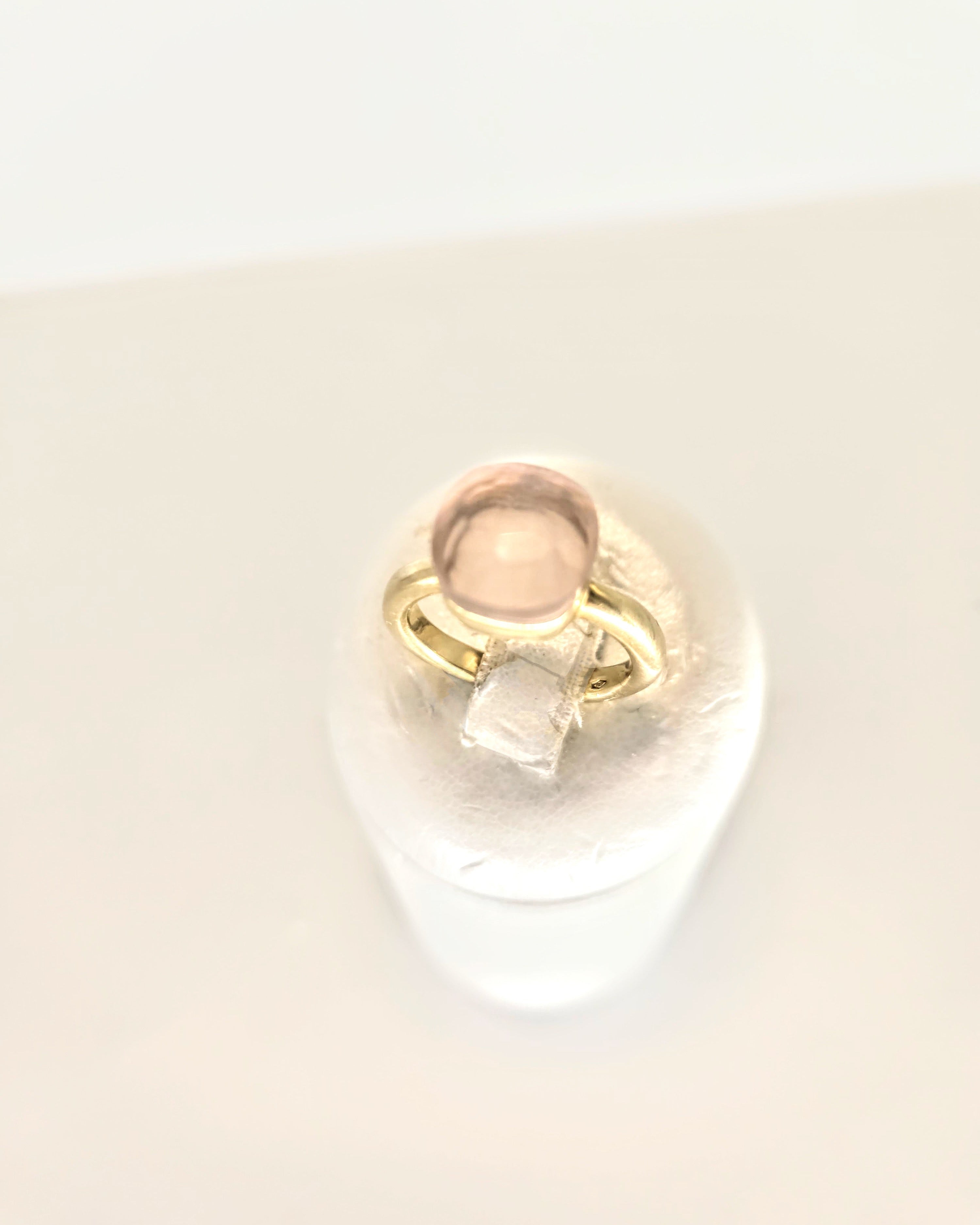 Bague dans le goût de Pomellato en or avec quartz rose